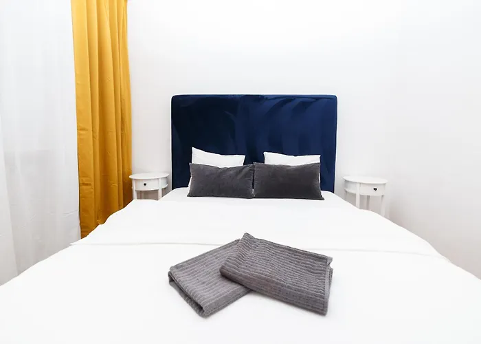 Calea Victoriei View * Bucureşti